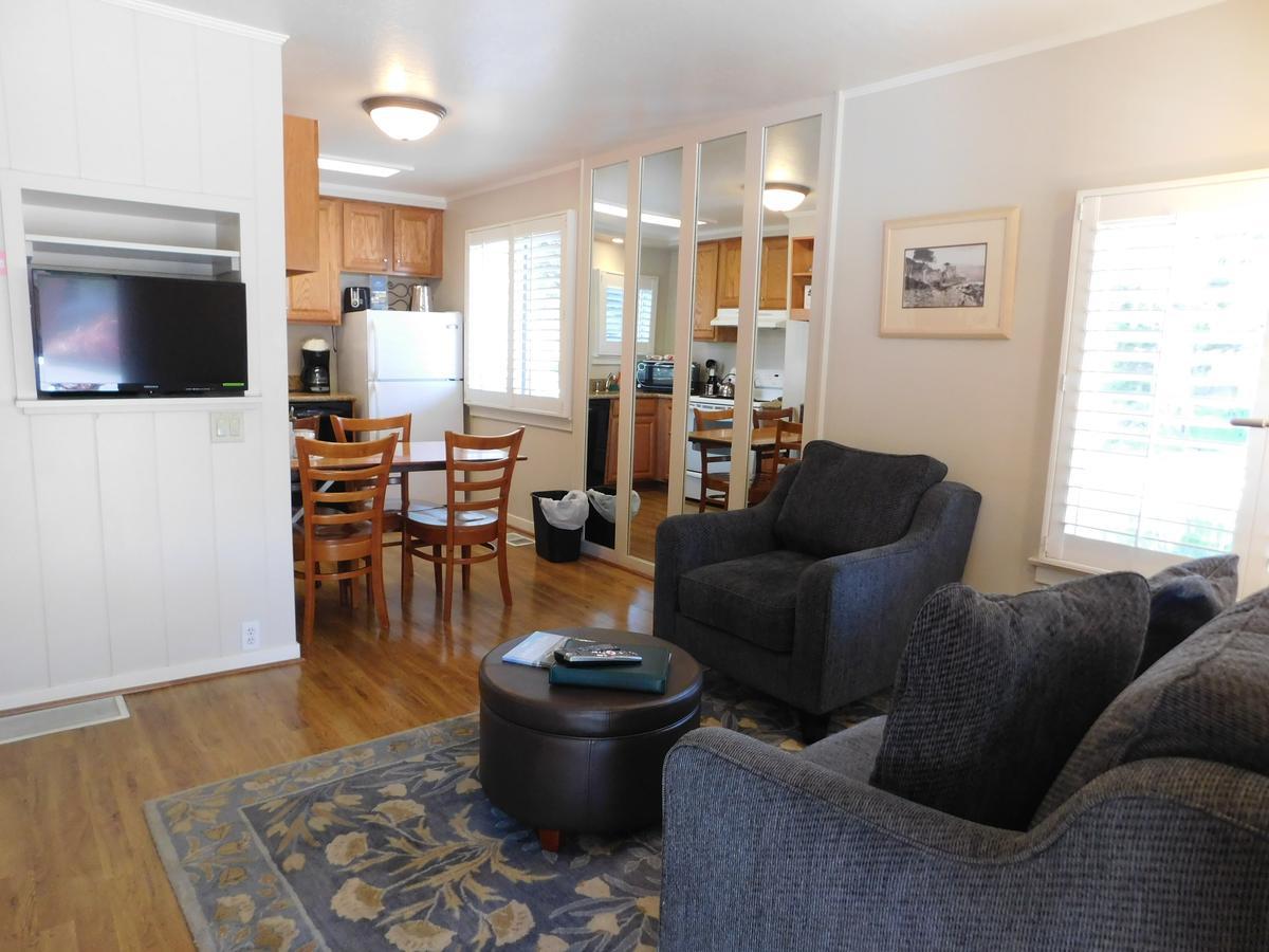 Pine Acres Lodge Pacific Grove Exterior foto